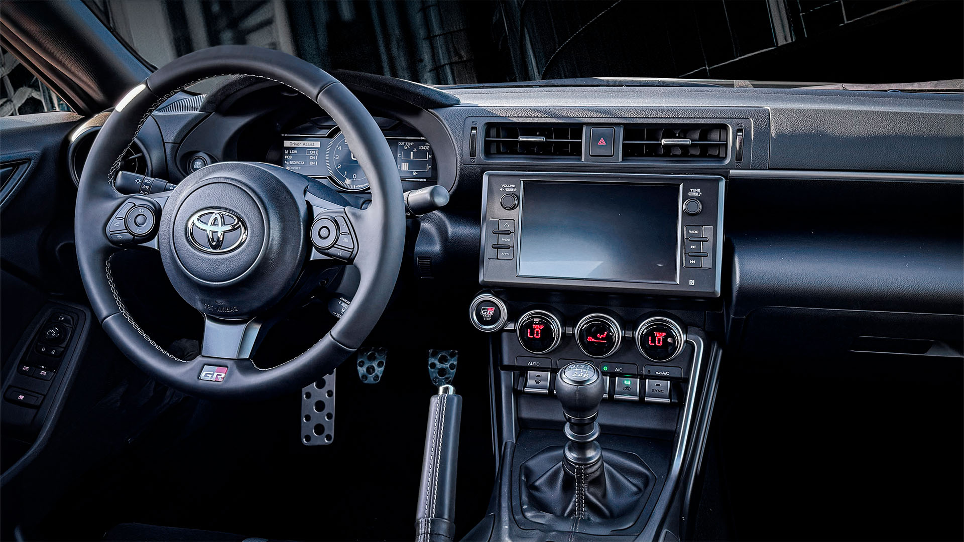 GR86 Â· GR86 MT Â· interior
