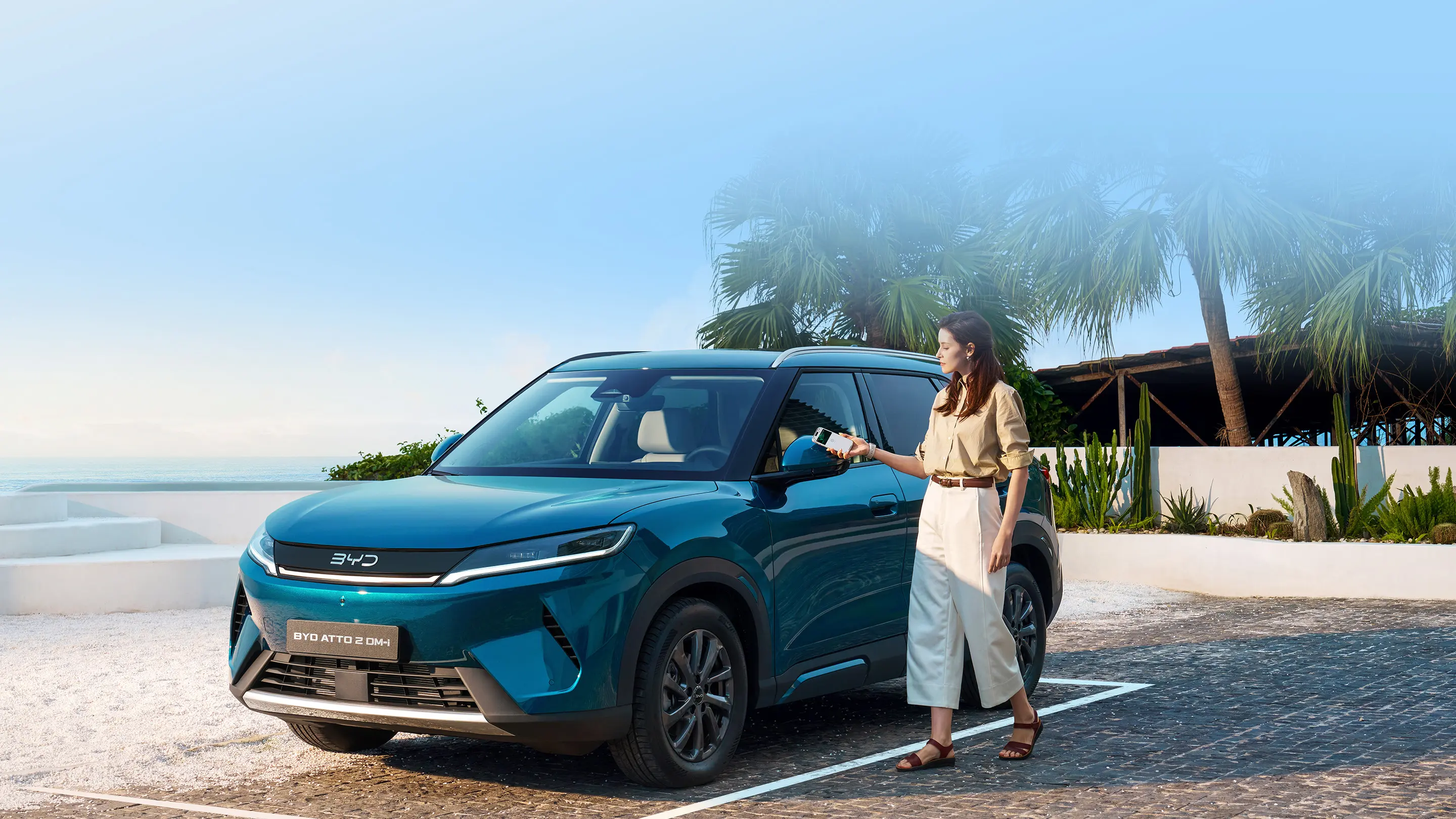 BYD ATTO 2 DM-i