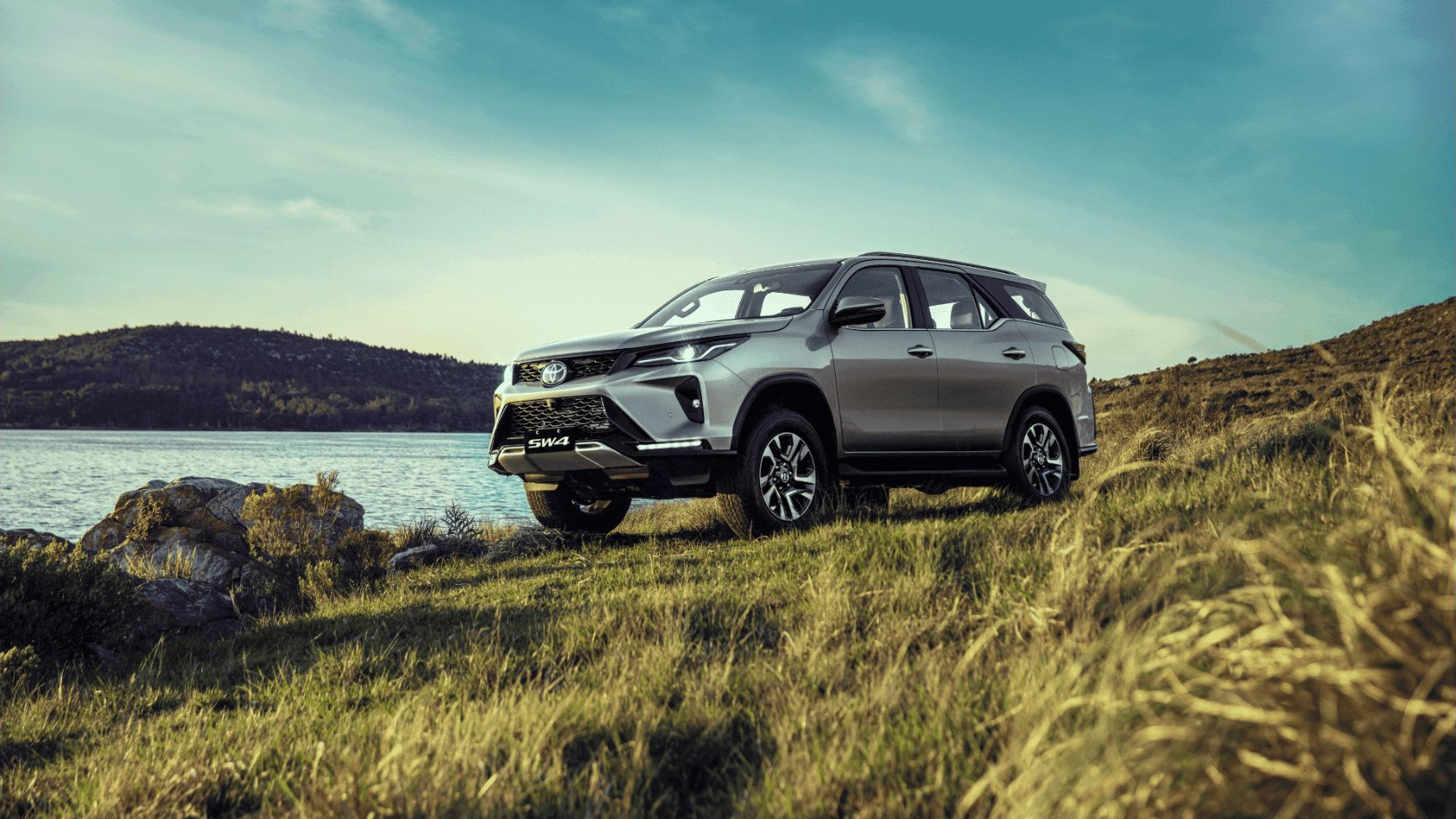 SW4 Â· 4X4 SRX 2.8 TDI 6 AT 7A Â· exterior