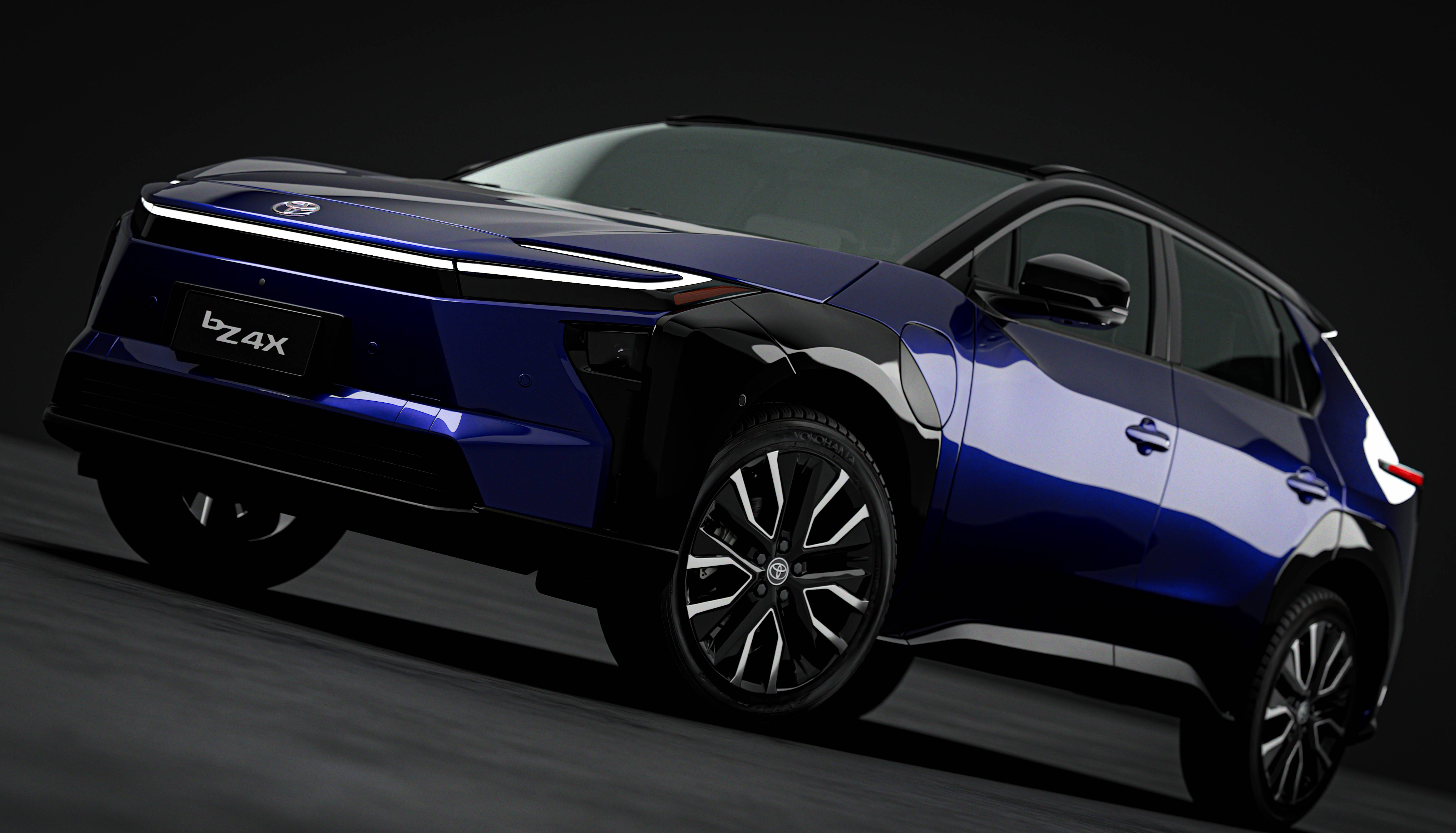 BZ4X Â· BEV 4WD Â· exterior